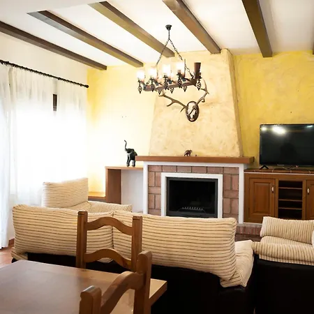 Casa Don Alejandro Y Dona Florencia Holiday home Hornachuelos