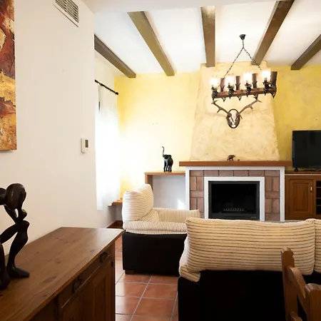 Casa Don Alejandro Y Dona Florencia